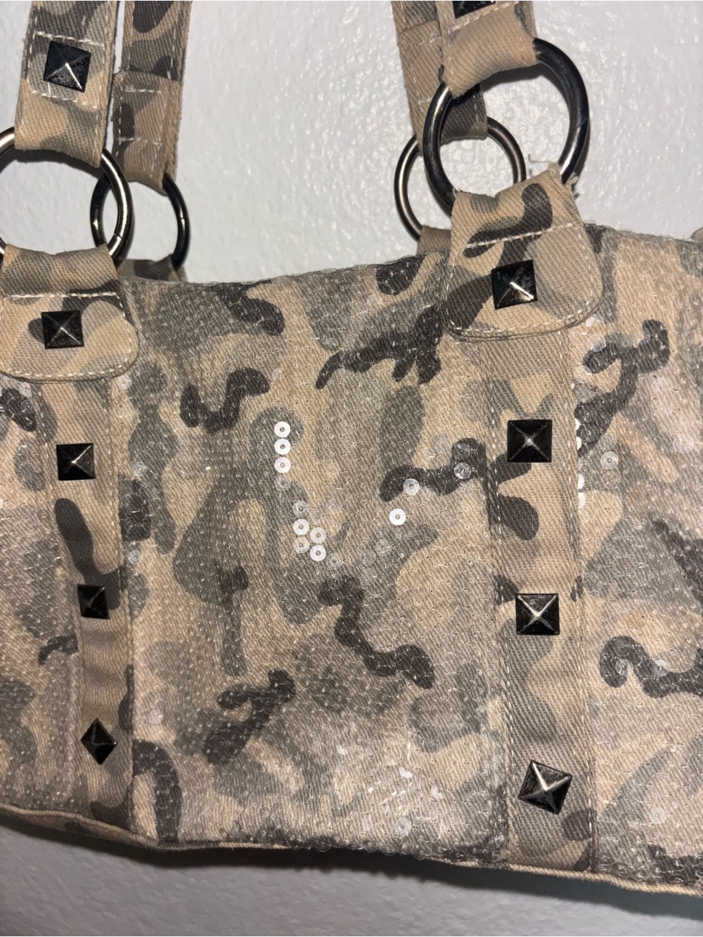 Women’s Studded Camouflage Sequin Shoulder Bag - Neutral Camo - Picture 2 of 5